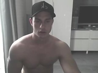 Physically fit cam boy beats his meat