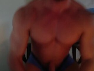 Muscle Hunk Cam Show @fitnesspop