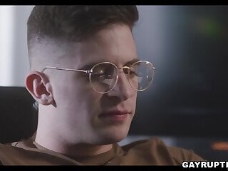 Trevor Brooks fucks Zak Bishop in his erotic story fantasy