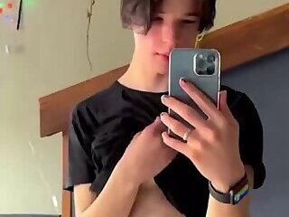 Eduardo,18, has already decided on his orientation and jerks off for guys