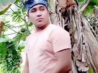 Umihi at nagjakol sa sagingan (Pinoy Jumburat)