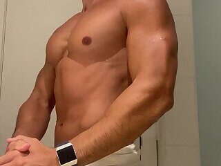 Fresh out the shower... nothing left to hide. 🤙