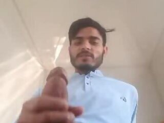 Ghulam makes Raju cum