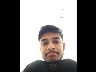 delhi guys in loo