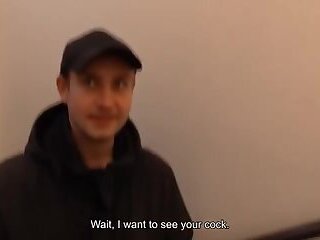 775