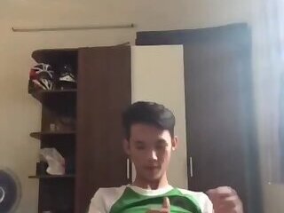 Hot Tiktoker Tô Gia thành lộ clip sục bắn tinh dâm đãng