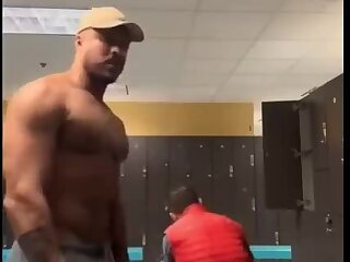 Sucking dick at the Gym