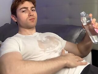 Christian Jerks off #4 - Got oil all over me