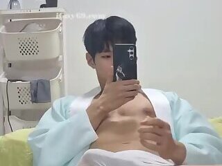 Korean Boys Cosplayer