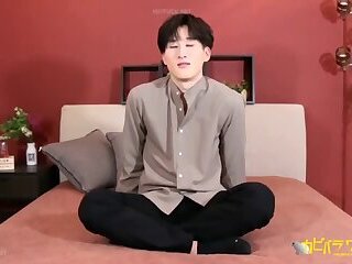 CAPY966 - Japanese Guy
