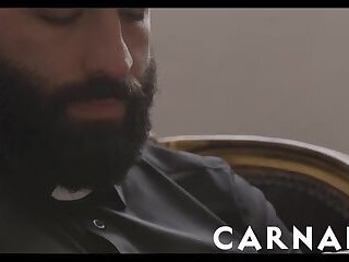 Staghomme - Giant hairy holy clergyman Leandro powerfucks twink
