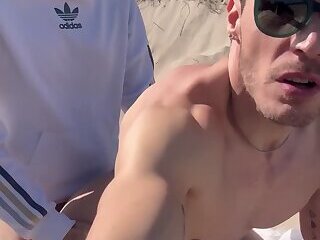 hot daddy fucking muscle jock in the beach