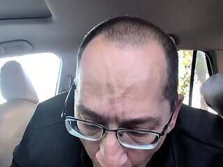 BIGGBUTT2XL GIVES A CAR BLOWJOB TO MONSTER BBC WHILE ON VACATION IN EGG HARBOR NJ