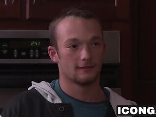 Sexy stepdad Adam Russo wants to fuck cute twink Derek Reed