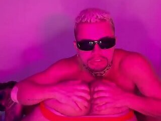 Davi Paixao fode Bruno Paz
