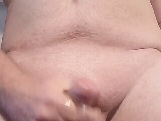 Exhibitionist masturbator stroking and cumming
