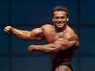 Rich Gaspari Sexy Posing