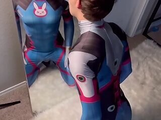 Videogame cosplayer loves it up the ass