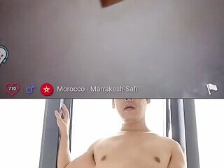 Show off naked for masturbation