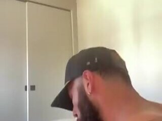 Latino Hermoso se Deja Follar por Negro Pingón