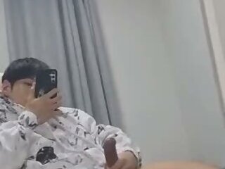 Korean - Pak Ha jerking off his big dick and cum