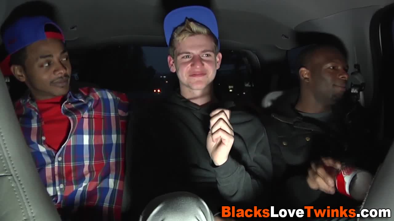 Twinks black spitroasting