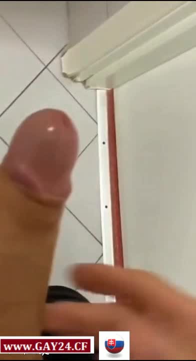 Slovakian twink jerked off in the gym bathroom