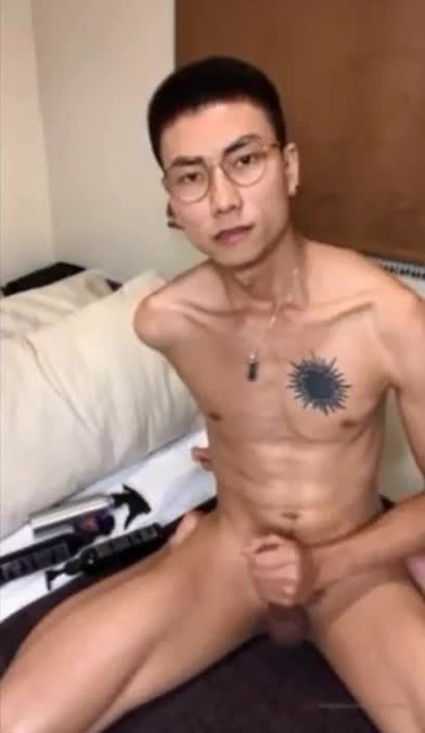 Chinese Twink Solo Masturbate At Home  - BoyFriendTV.com