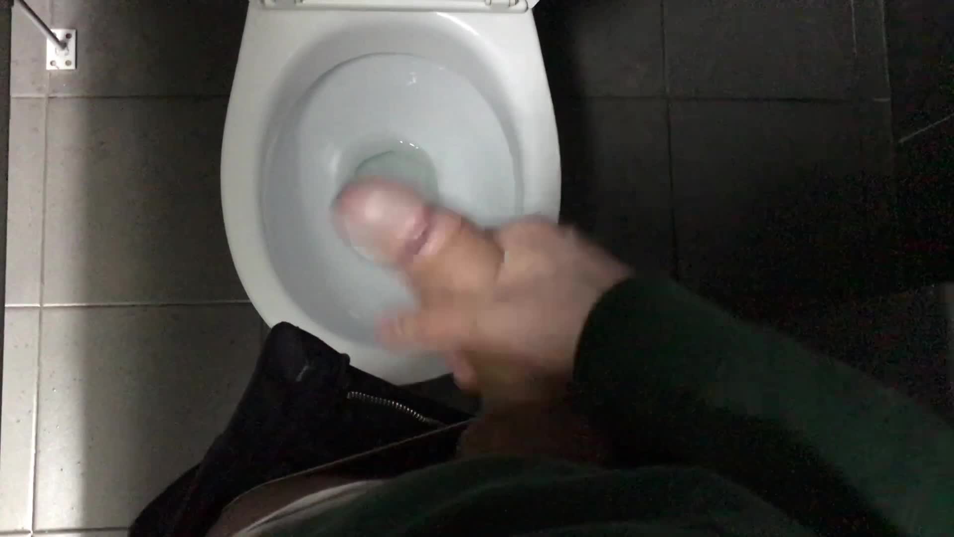 Jerking off on the toilet