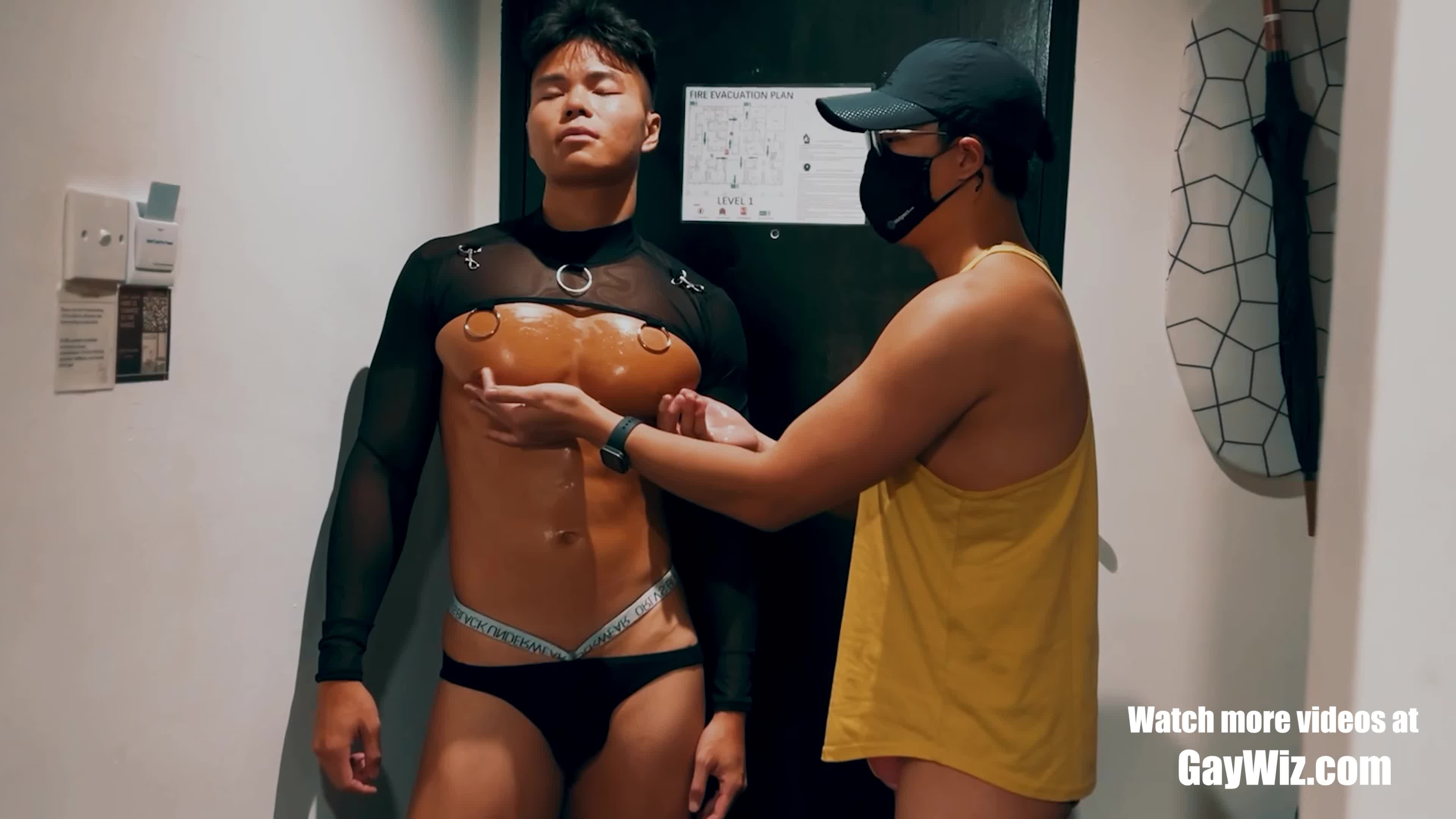 Hot sexy chest from a famous Asian model - BoyFriendTV.com