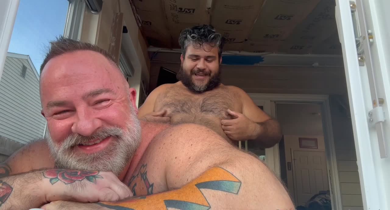 BeefyCupcake shines on BoyFriendTV