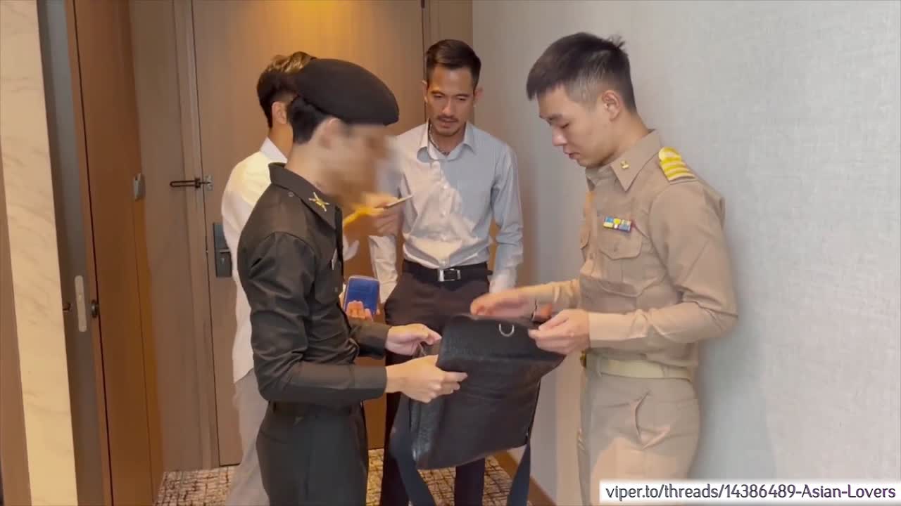 Taiwanese &amp; Thai Foursome