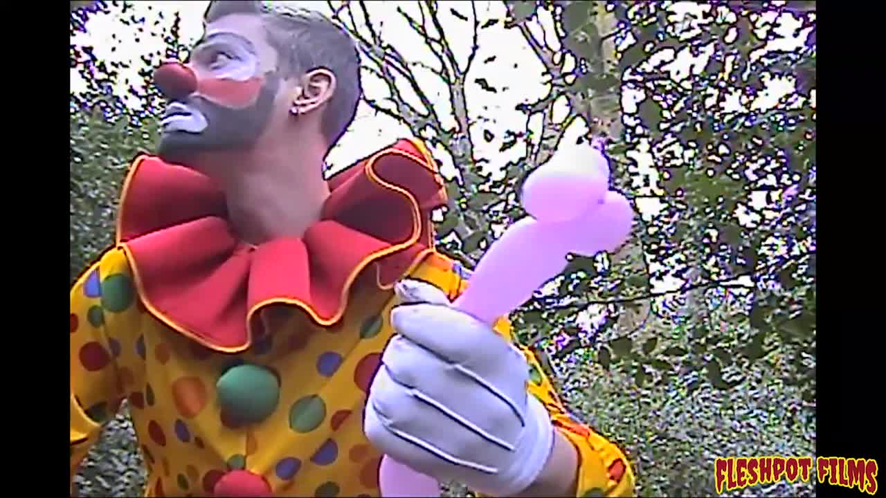 FleshPotFilms: Hans Berlins Domineering Encounter With Mischievous Clown Barney