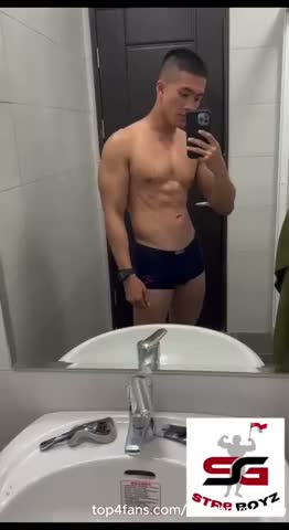 Hot SG Boys Exposed!