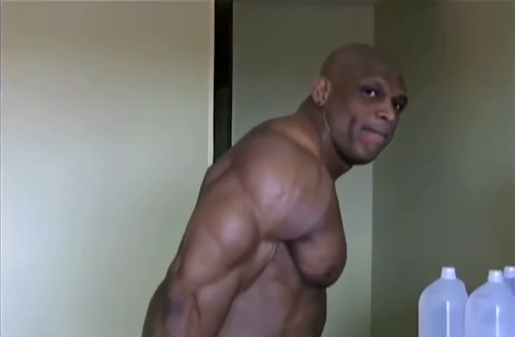 Quincy Taylor Sexy Posing In Pink Posing Trunks
