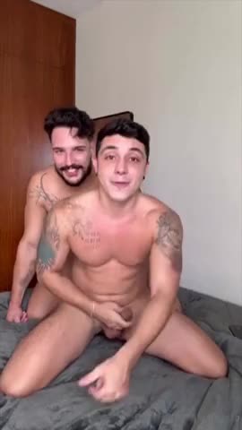 Anyone know the top's name?